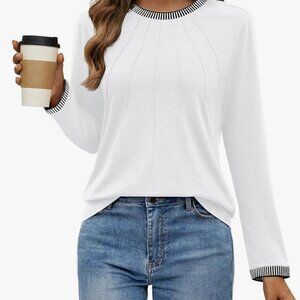 🌸 NWT Zesica long-sleeved women's knit top 🌸